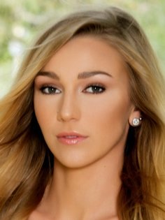 Kendra Sunderland