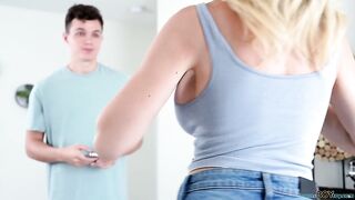 Gigi Dior - Stepmom's Sexy Socials XXX