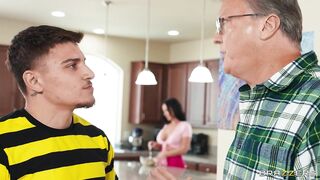 Free Did You Just Cum In Your Stepmom's Ass? Jennifer White, Victor Ray xxx