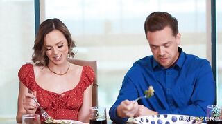 Annie King And Serenity Cox - Dinner Guest Dines On Wifes Pussy XXX