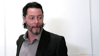 Wife seduces Her Neighbour - Audrey Bitoni