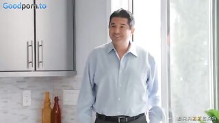 WELCOME TO THE NEIGHBORHOOD