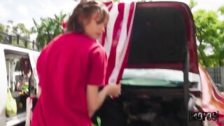 Shrooms Q - Mobile Car Wash XXX