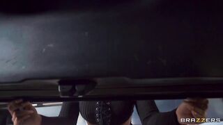 New XXX La Paisita Oficial - Cheating Wife Fucked In A Tight Spot