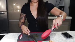 My Hot Wife Cums Before We Start Breakfast, Savoring Her Morning Treats