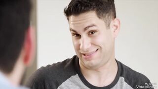 Mamá Cachonda Folla Con Los Amigos De Su Hijo Uno Por Uno Parte 01 - Ryan Conner