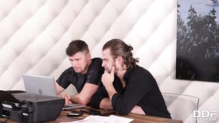 0583-Hungry Wife Satisfy By Her Husband And His Friend Together - Cathy Heaven