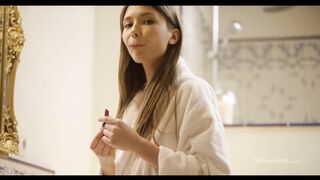 Milla Azul - The Perfect Play [4K]