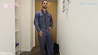 De propina sexo, me folle al electricista y squirteo. BootyWhite