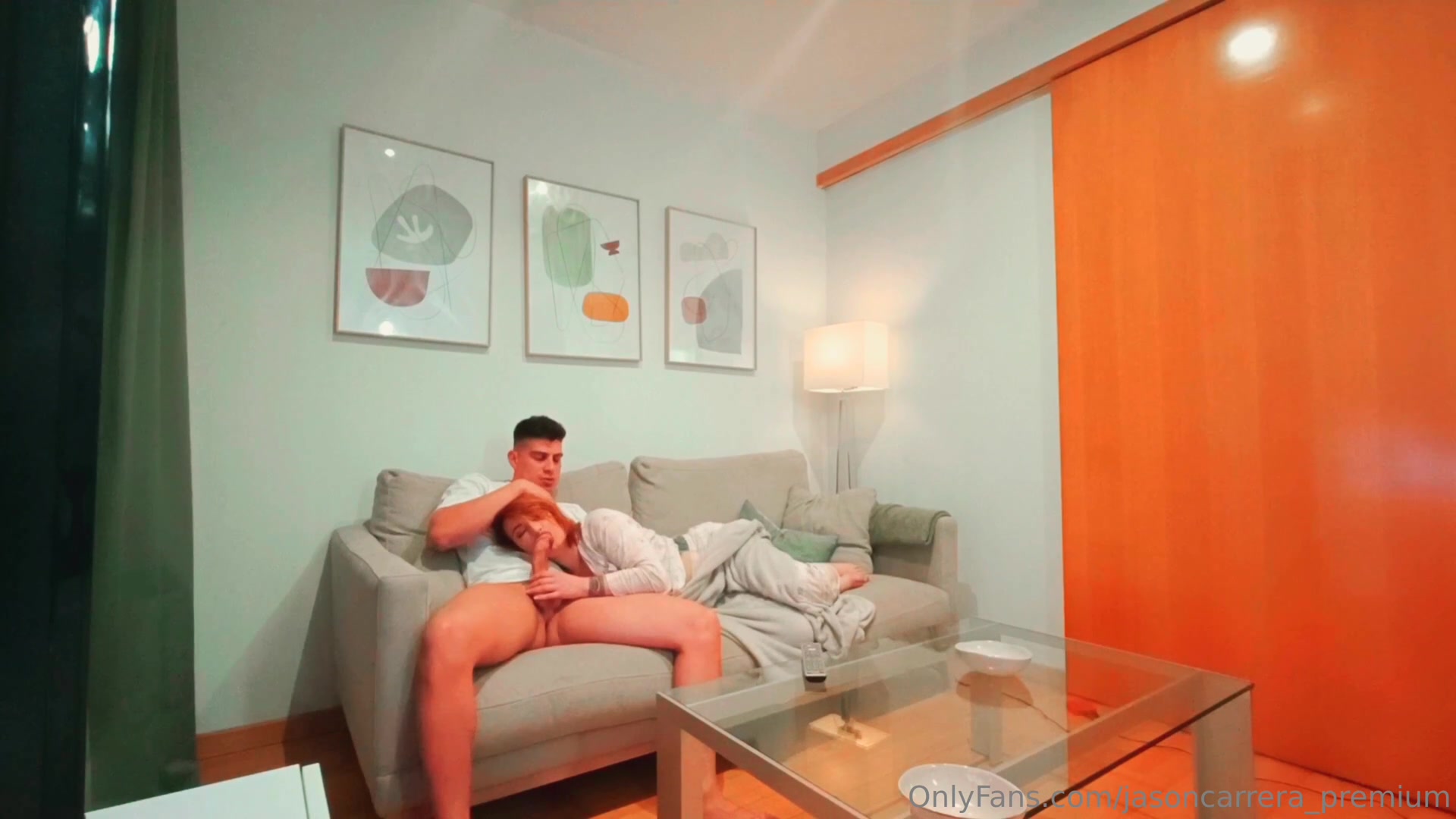 Netflix and Chill ends in pussy glazing