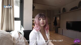 Mi PROFESOR de ingles me folla y me hace SQUIRT sobre mi cama! Abella Olsen