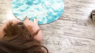 Witchersdoll Hermosa sumisa para una buena mamada fue follada en estilo perrito