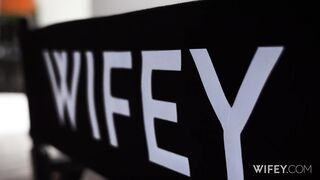 Misty Addams – Young Wife Gets Fucked in front of Hubby