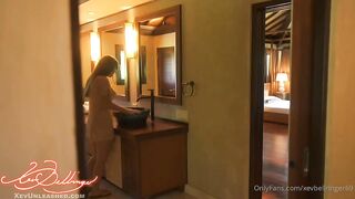 Xev Bellringer - Intimacy Retreat (The Movie) - 1hr 50min