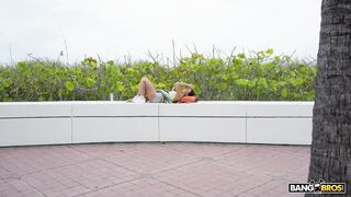 Kloe Love - Kloe Loves The BangBus