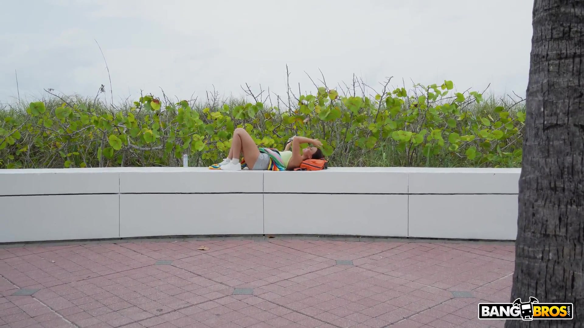 Kloe Love - Kloe Loves The BangBus