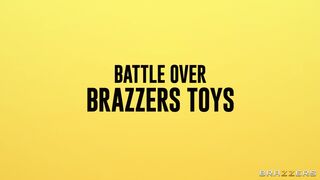 Luna Star, Melissa Stratton - Battle Over Toys