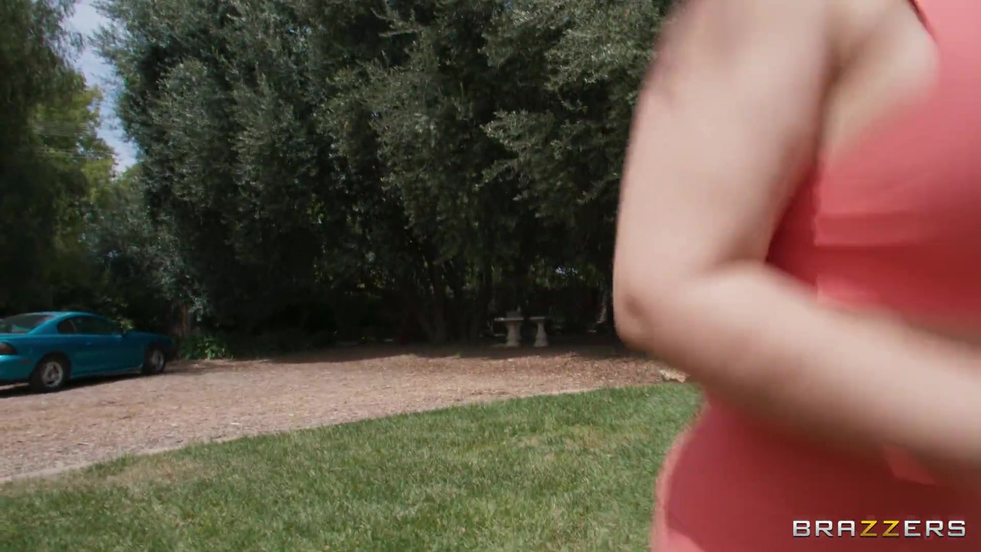 Jennifer White, Gogo Fukme, Sarah Arabic – Chasing That Big D Again!