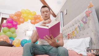 Daisy Taylor - Balls Deep In My Balloons