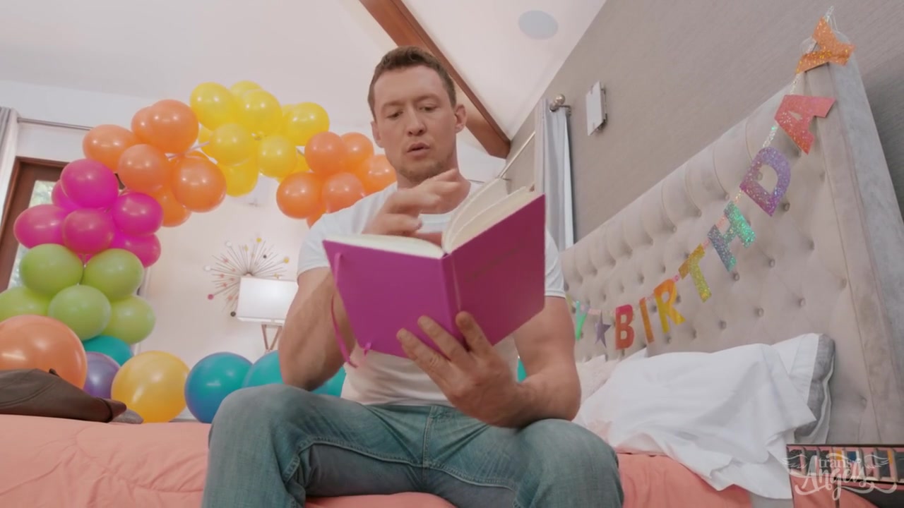 Daisy Taylor - Balls Deep In My Balloons