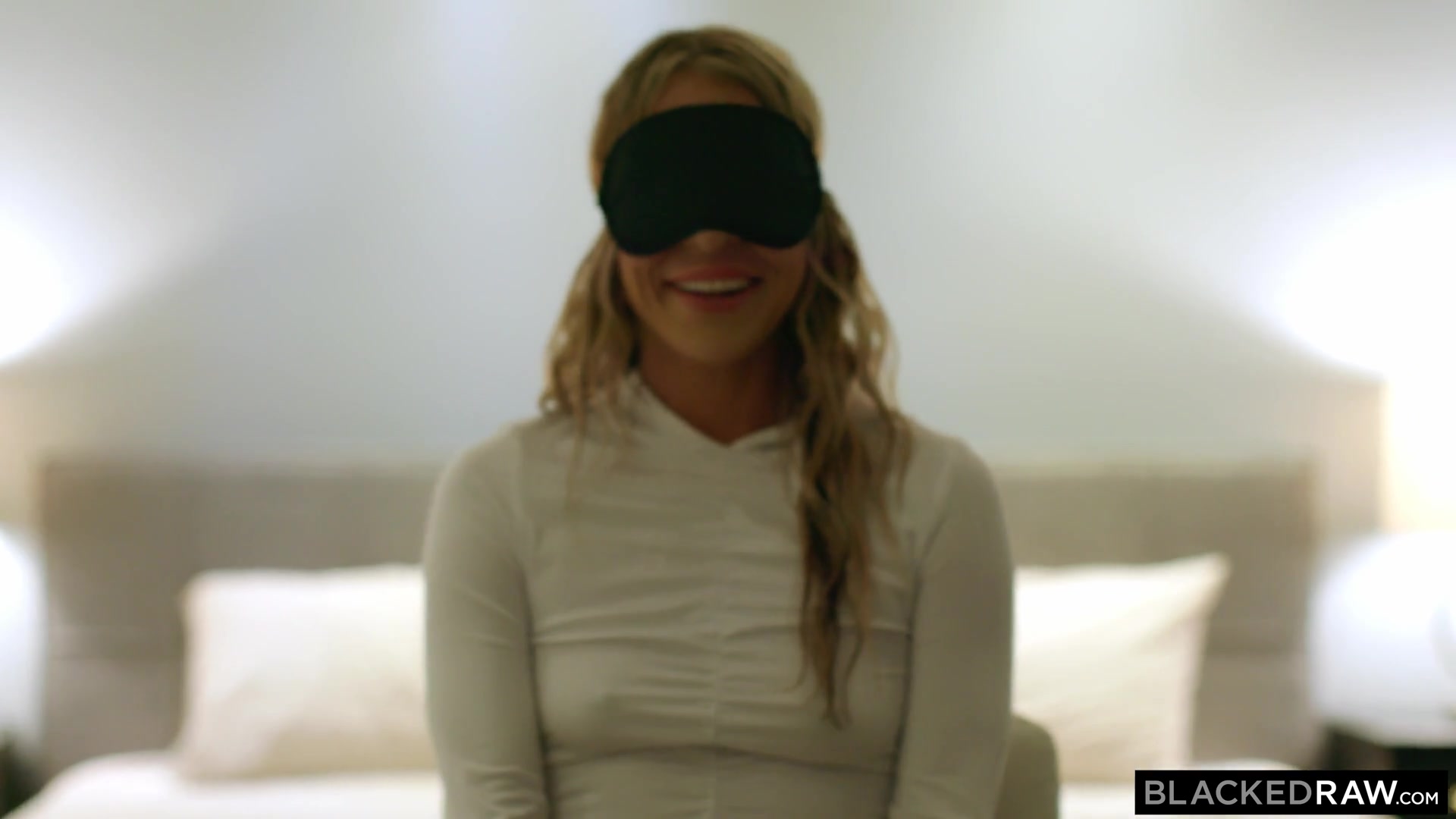 Summer Jones - Thirsty Blonde Gets DPed and Creampied in Gangbang