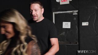 Anastasia Shades, Isiah Maxwell – Blonde Baddie Gets BBC Creampie