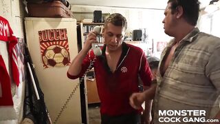 Anna De Ville MonsterCockGang Tasty Cum Of 5 Massive Cocks