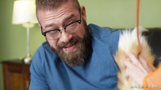 Mia Stone – Crazy Cosplaying Hottie