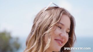 Amalia Davis – A Chance Encounter and Some Special Photos Lead to a Hot Anal Scene