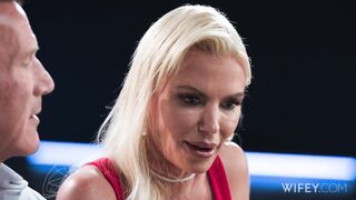 Tatiana Steele – Blonde MILF Gets Filled Up By BBC