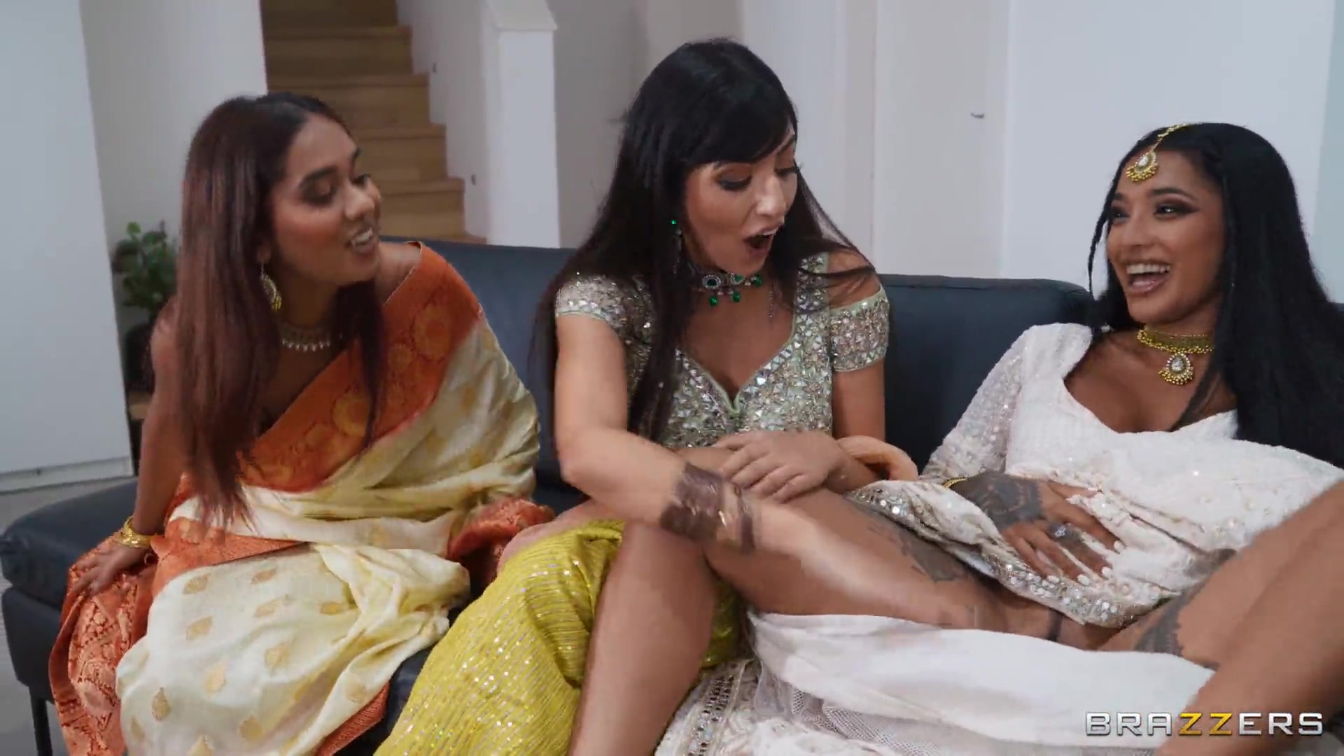Yasmina Khan, Aaliyah Yasin, Mia Z – Desi Social Day