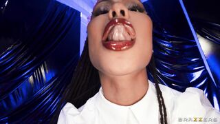 Kira Noir – Luscious In Latex