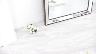 Hazel Heart – Finishes Her Wedding Day Checklist