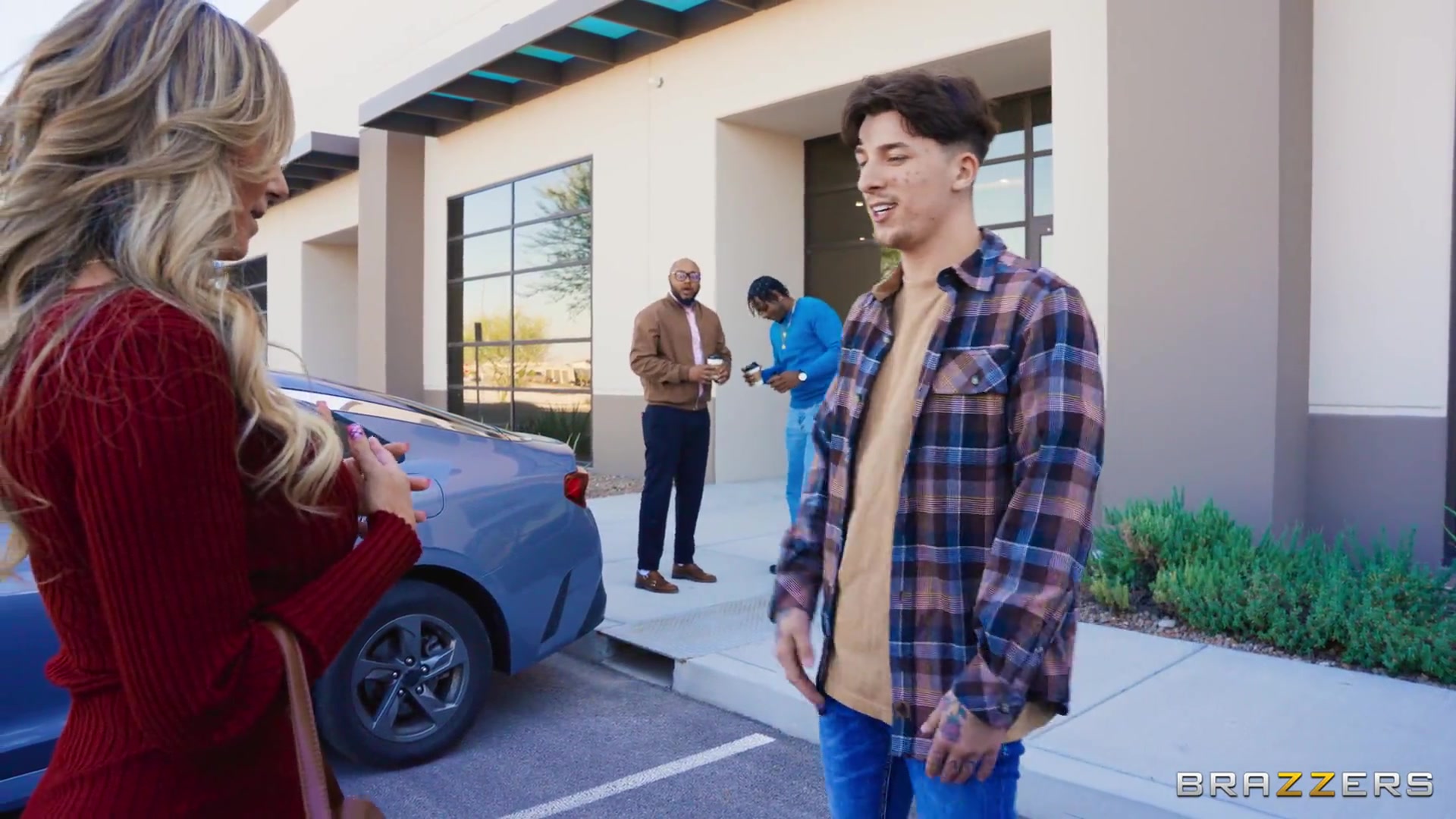 Ainslee – Too Mature For College Dick