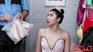 Penelope Woods - The Ballerina Thief Vs Four Cocks