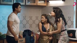 Naram Garam Season 01