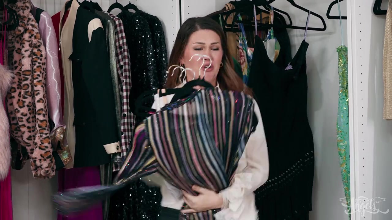 Daisy Taylor - Closet Full Of Secrets