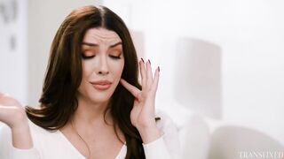 Leah Hayes & Lana Smalls - Tasting The Tutor