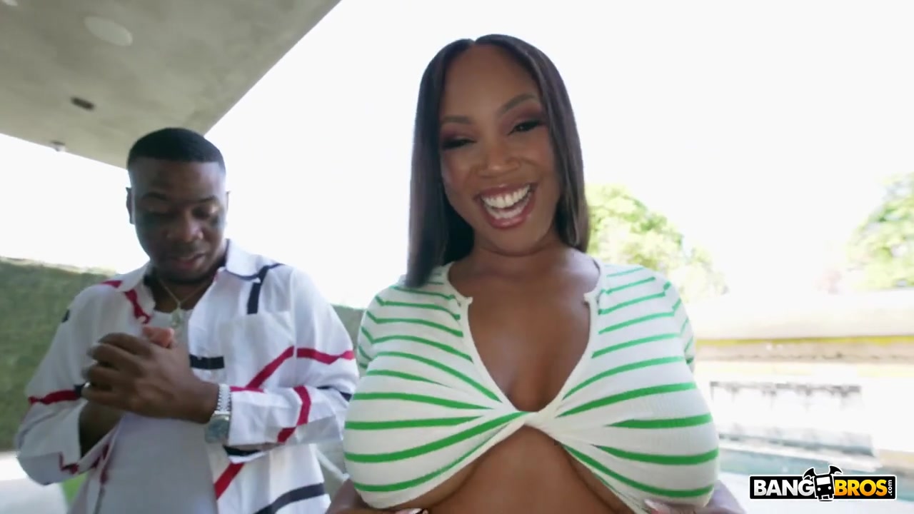 August Skye - Loves To Bounce On Slim's BBC