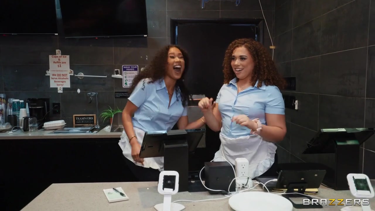 Willow Ryder & Skyla Sun - Tits Ass and Waffles