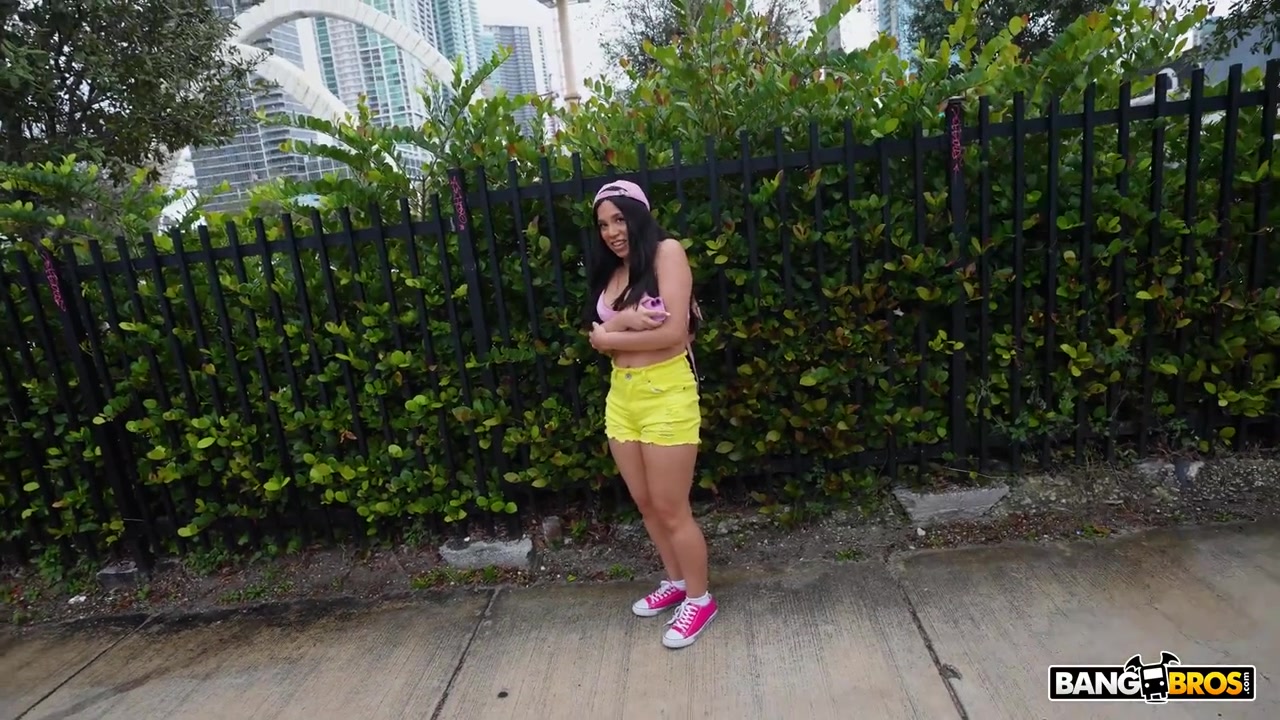 Gigi Star - Working Out With Gigi