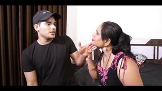 Romantic Customer Uncut