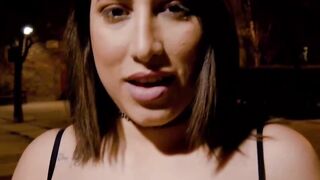 Dana love follando con un extraño