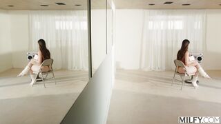 Raissa Bellini – Flexible Dance Instructor Worships His Cock