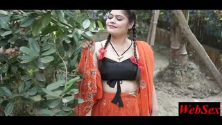 Simran Sundari Boudi Uncut