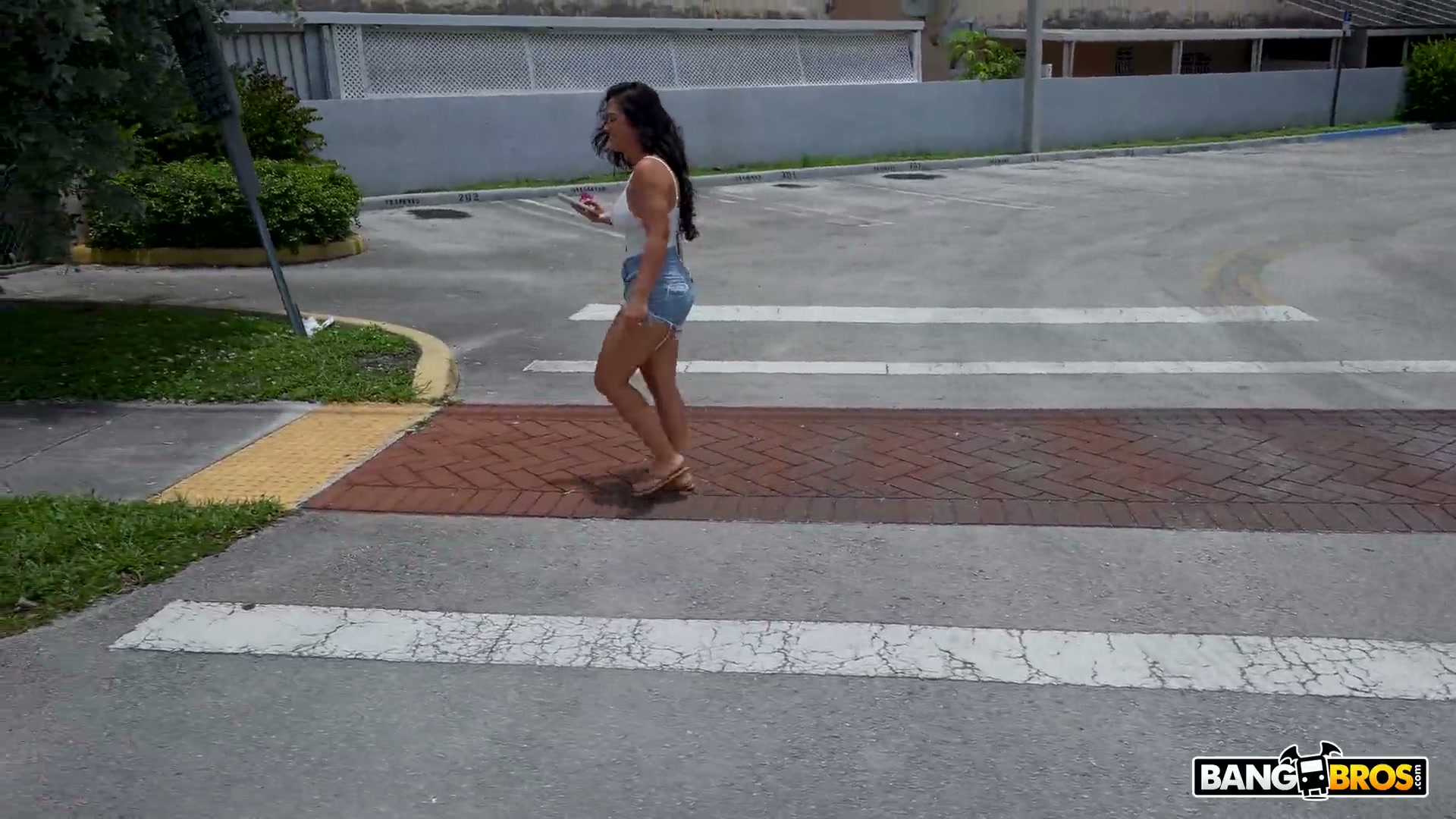 Jordinswet – Baddie Risks It All For Cash