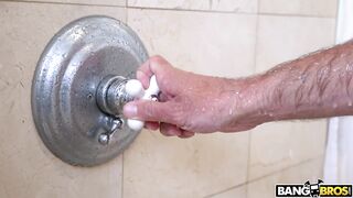 Cheating Big Ass Latina -- Rose Monroe