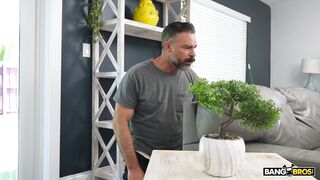 Bella Fitbadonk – Stepdaughter Fucks Loser Stepdad