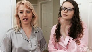 Daisy Taylor & Kira Noir – Bring Your Pajam’Ass