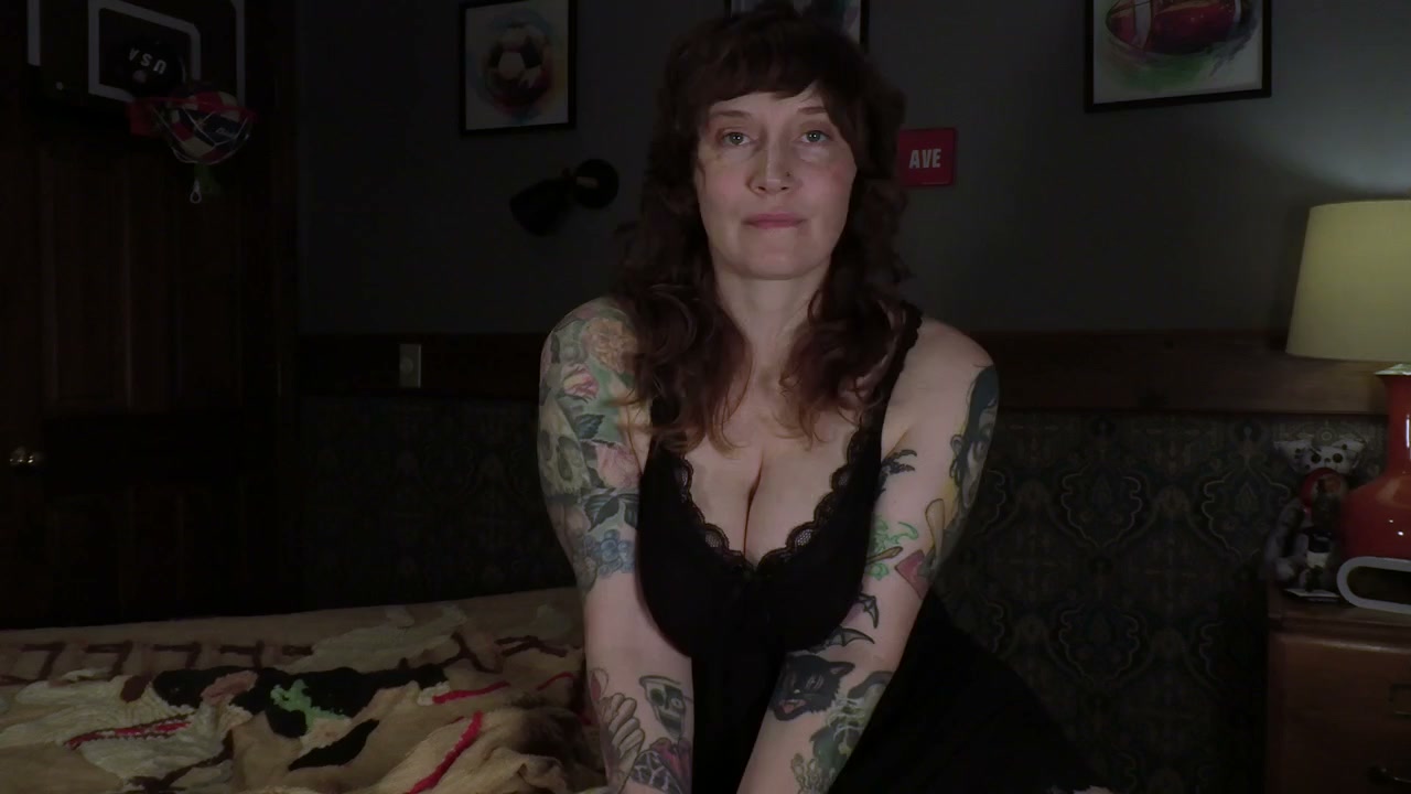 Bettie - Your Very Wicked Stepmother - 34min